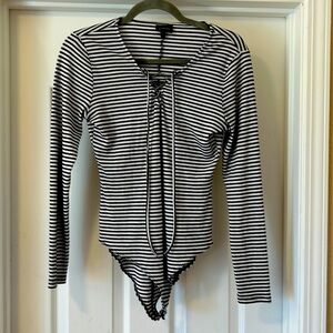 Who What Wear - Bodysuit - Black and White Striped - Great Condition - Medium